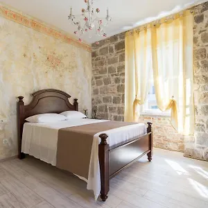 Pietra Rossa Split